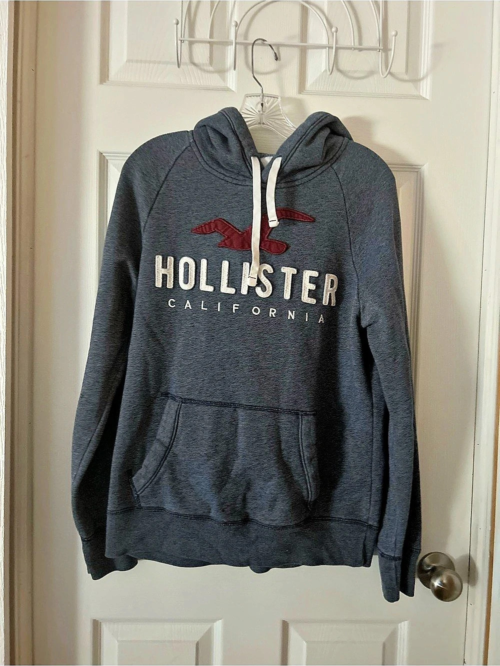 Hollister California Logo Graphic Hoodie Gray Medium